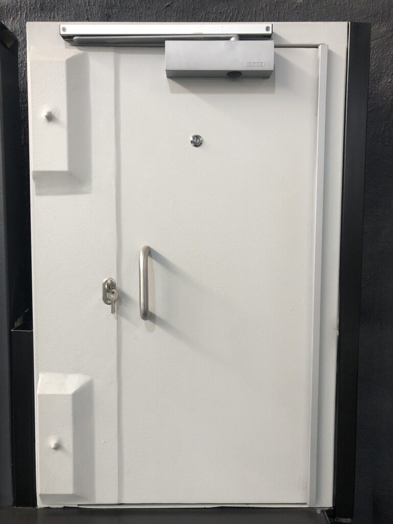 Anti-Bandit Door